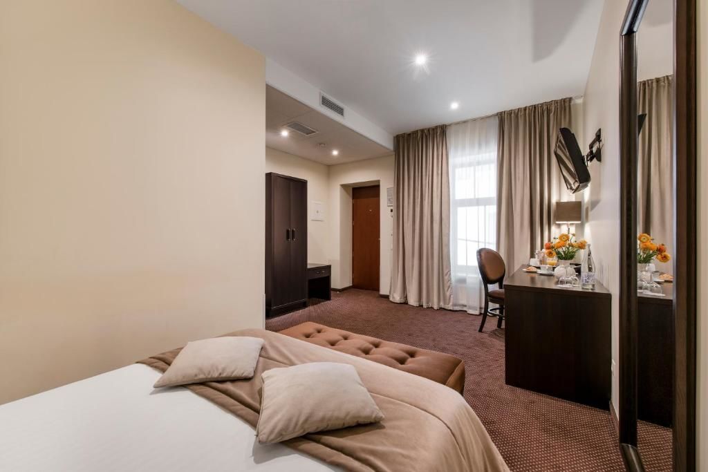 Отель Amberton Cathedral Square Hotel Vilnius Вильнюс-57