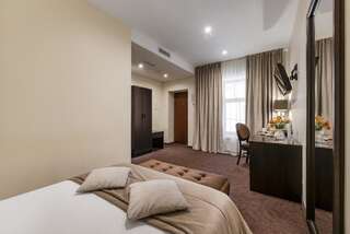 Отель Amberton Cathedral Square Hotel Vilnius Вильнюс Одноместный номер с видом на атриум-3